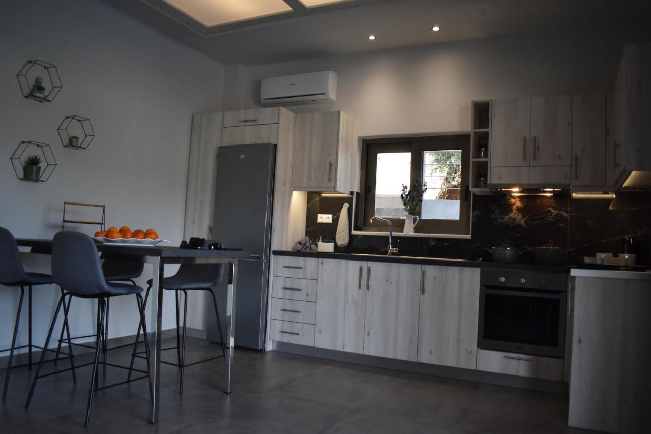 דירות Sfakianalion Athina'S Cozy House מראה חיצוני תמונה